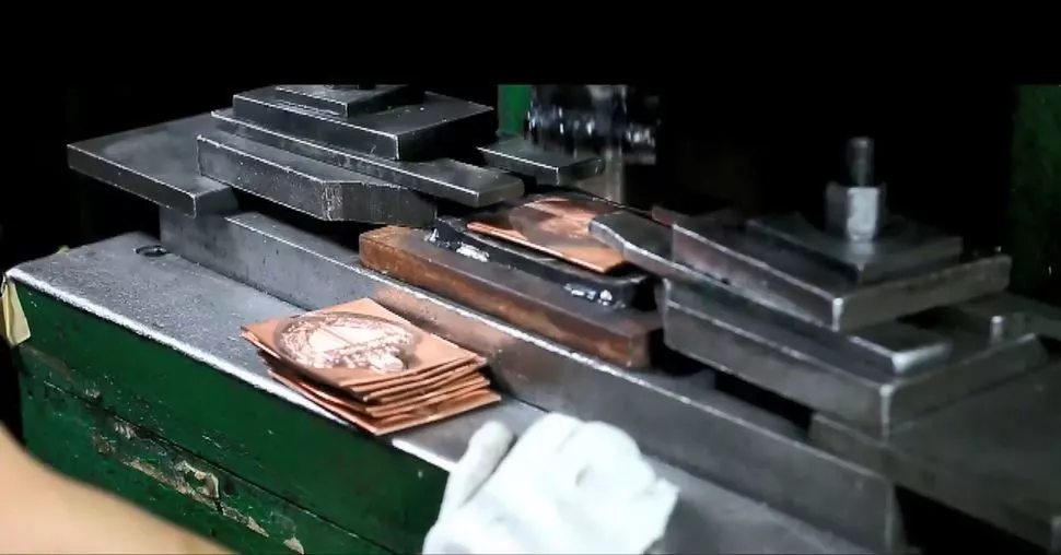 External Shape Cutting